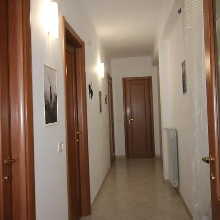 Griseo Equus Geas Apartment Naples